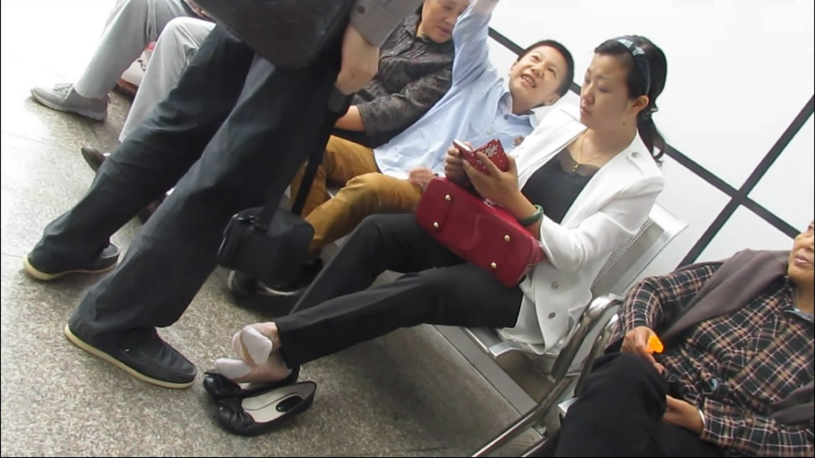 streetsnapfootm[00 00 34][20181202 110728 7]